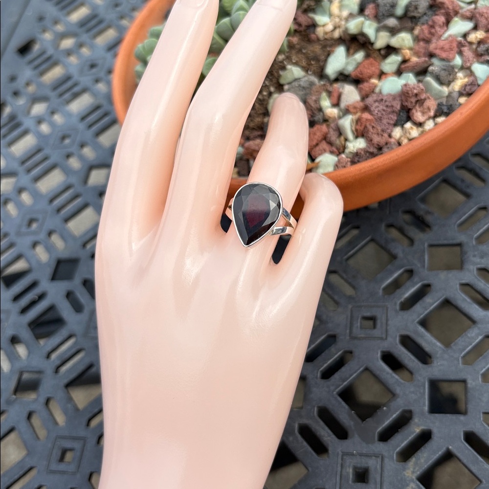 Genuine 6.40 ct Deep Red Garnet Pear Cut Ring Size 7 Sterling Silver Minimalist